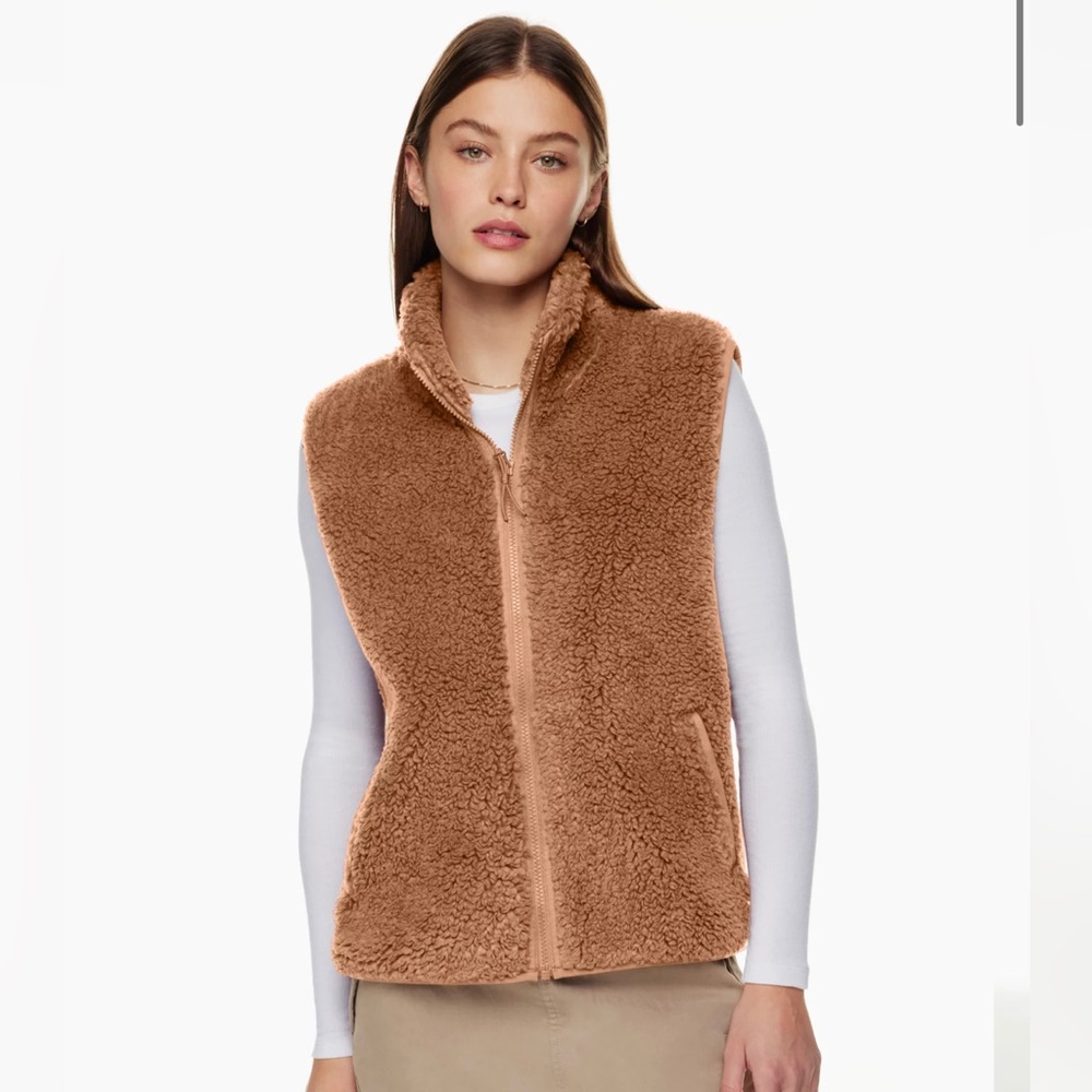Aritzia Sherpa Vest